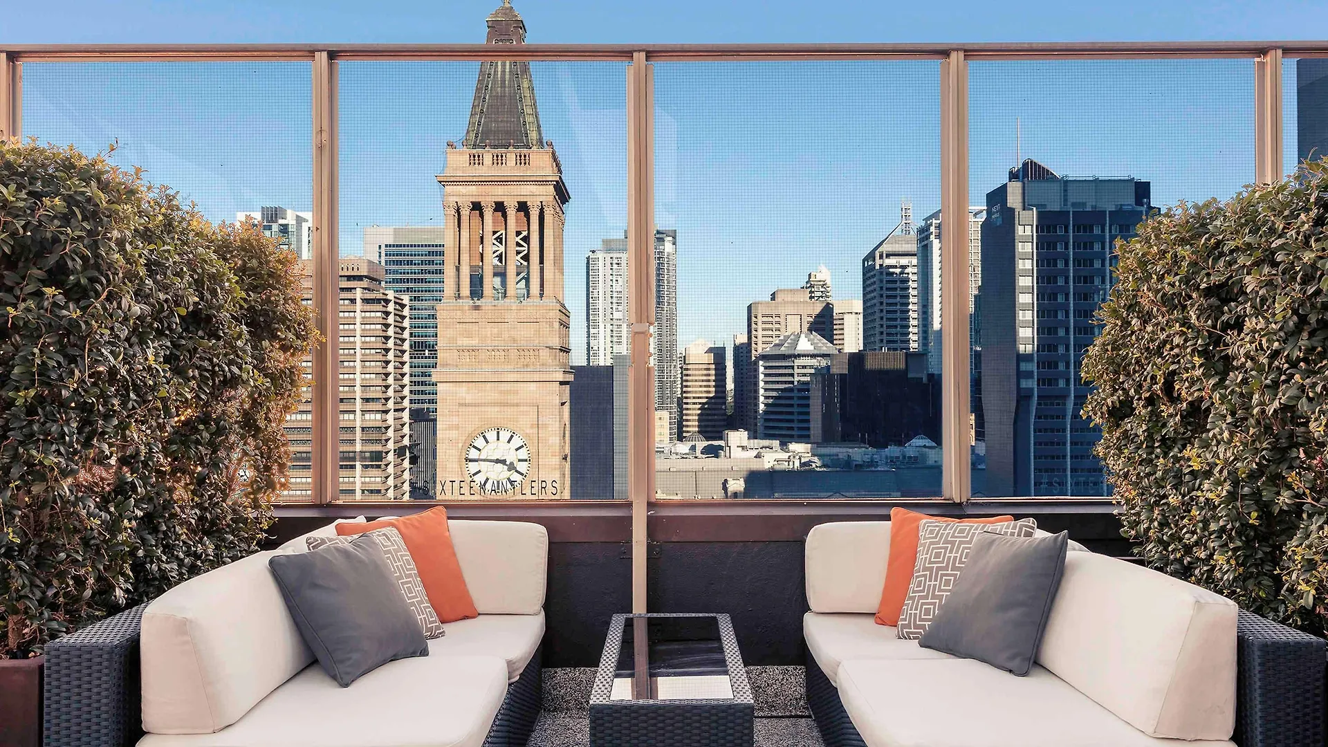 **** Hotel Mercure Brisbane King George Square Australia