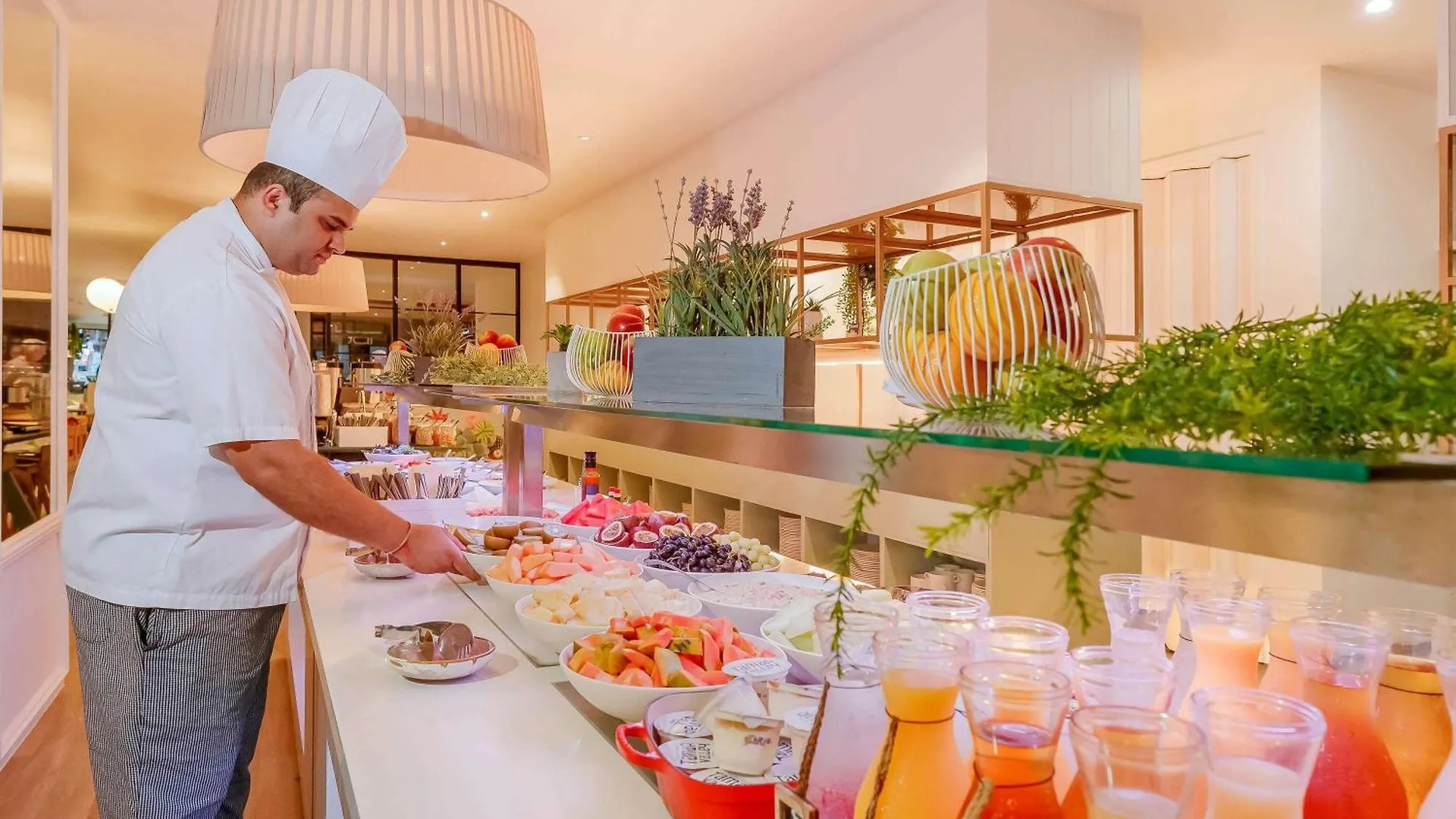Mercure Brisbane King George Square Hotel